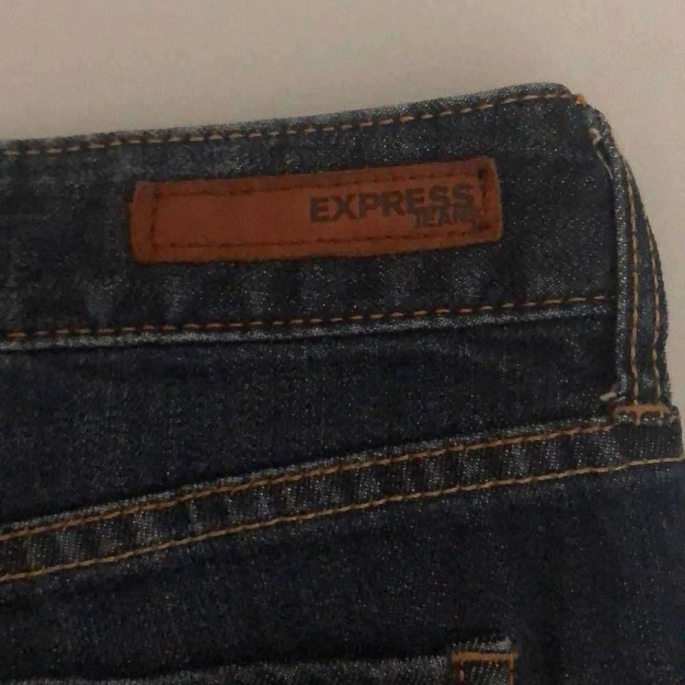 Low Rise Bootcut Express Jeans - Picture 5 of 5